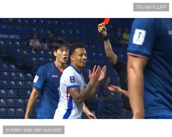 拉唐肘击古德瞬间回放 两黄离场前表现积极却失冷静 拉唐肘击古德瞬间回放 两黄离场前表现积极却失冷静