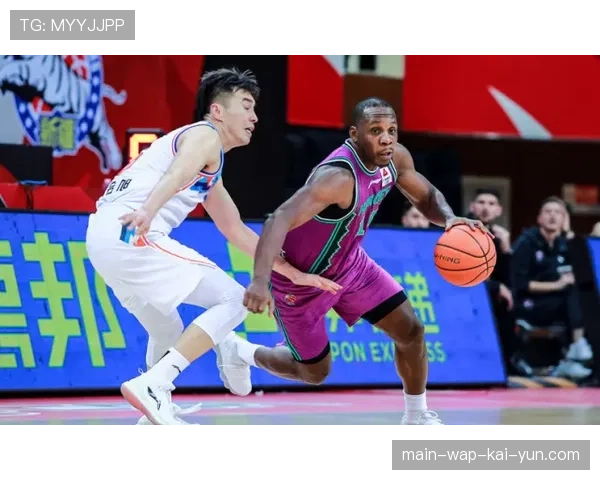 广东场均22.5次助攻联盟第二 团队进攻体系运转流畅